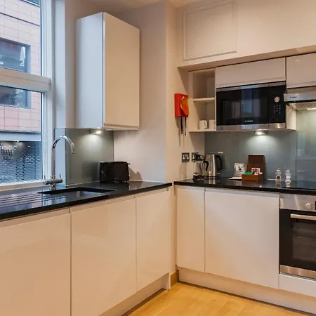 Barbican Serviced Apartments By Lovelystay London Exterior photo
